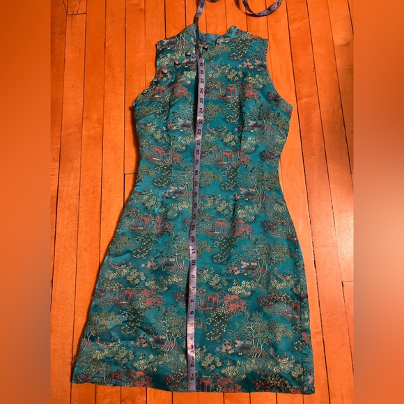 Gorgeous qipao - Picture 5 of 10